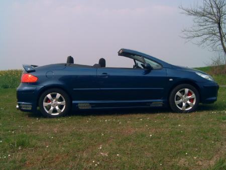 ma 307 cc avec le tout en cabriolet vu de cot�